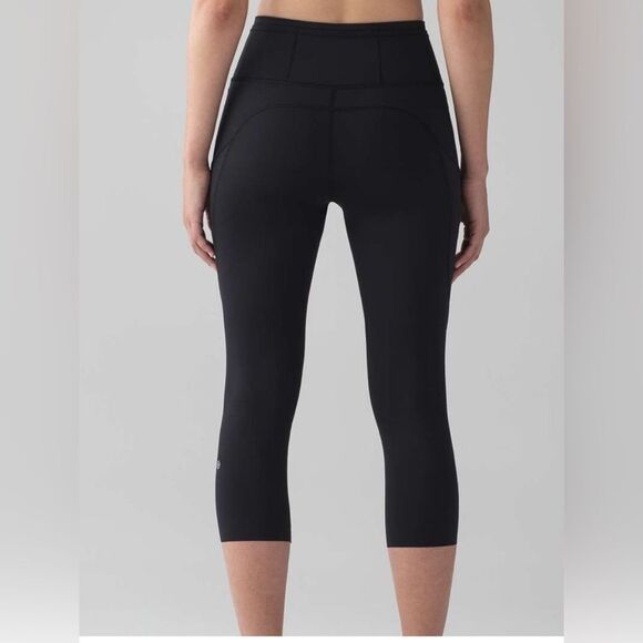 Lululemon Fast and Free Nulux Capri Black Leggings - 6 - Picture 4 of 12